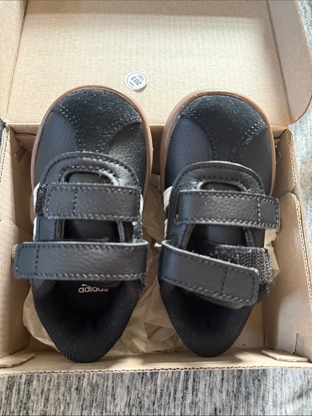 Adidas Black and White VL Court 3.0 CFI Shoe Box - Picture 4 of 5